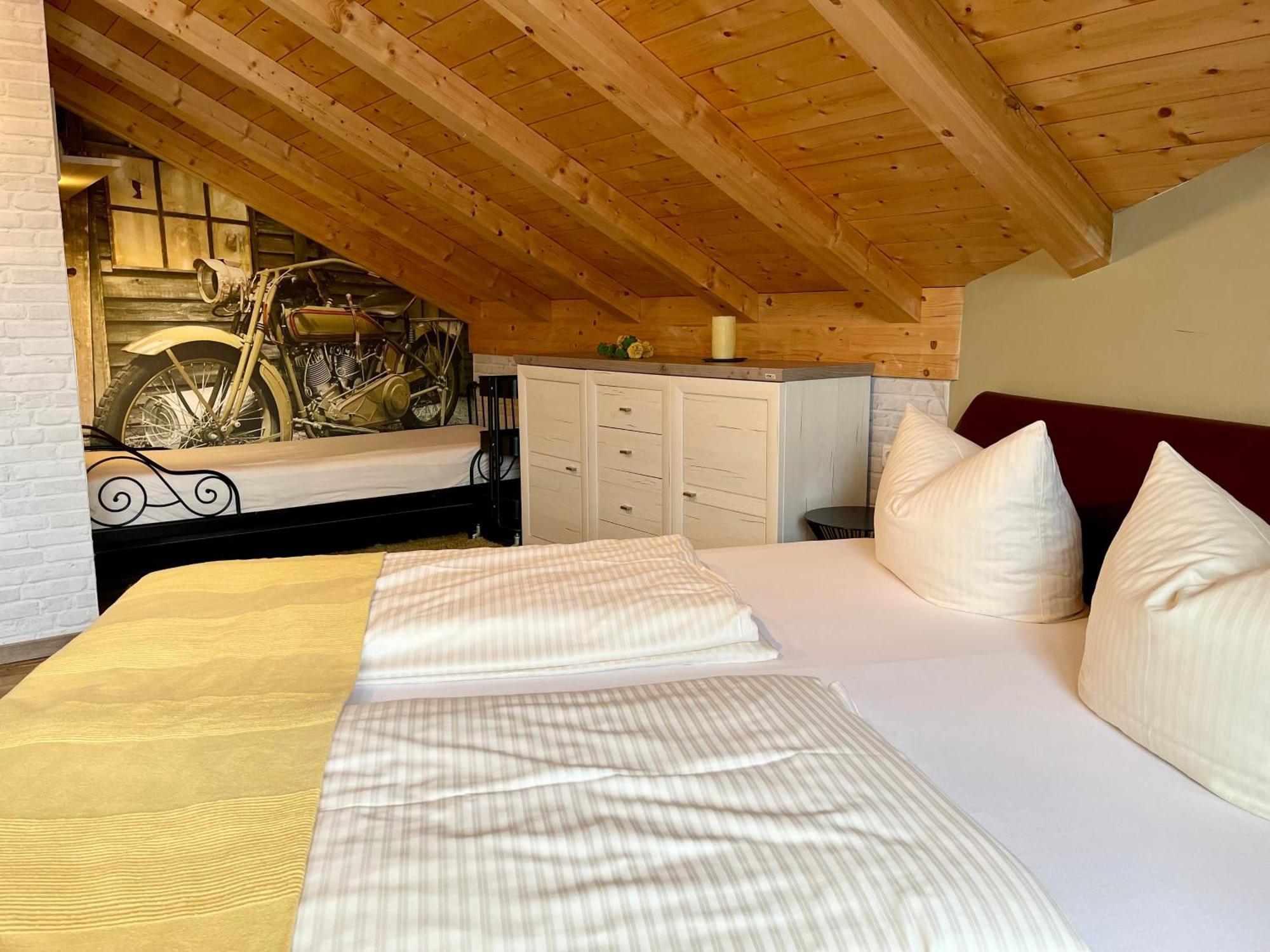 Vintage Hotel Charivari- Sommer Hoernerbahnen Kostenlos Mit Restaurant Bolsterlang Room photo