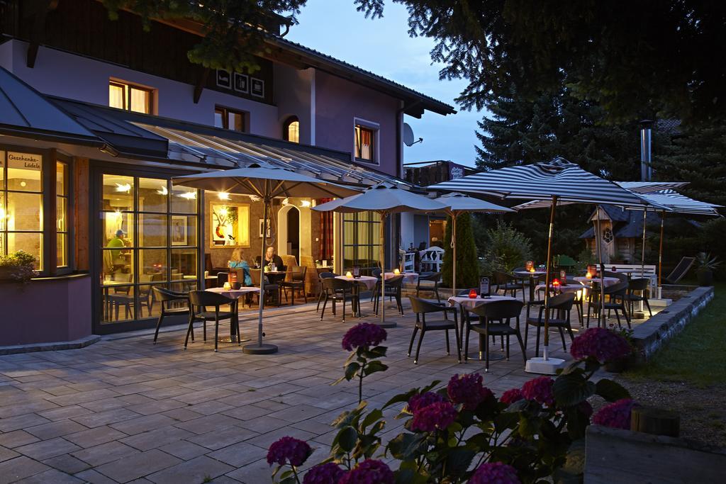 Vintage Hotel Charivari- Sommer Hoernerbahnen Kostenlos Mit Restaurant Bolsterlang Exterior photo